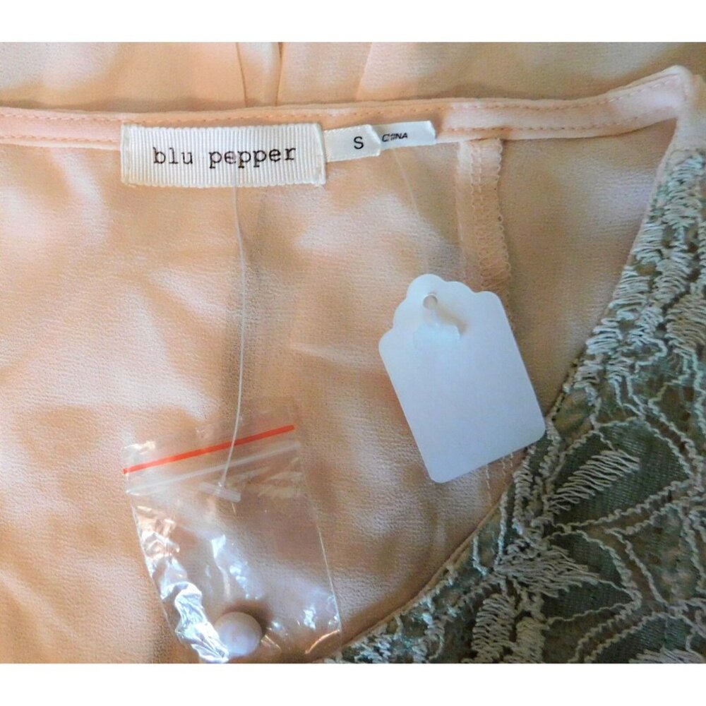 Lace Top S Blu Pepper Peach Light Green Sleeveless Stitched Floral NEW - Picture 7 of 7